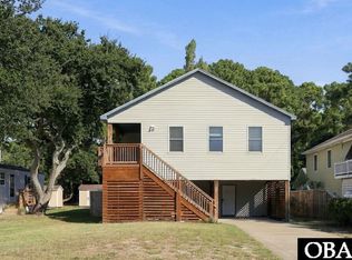 1006 W Dean St, Kill Devil Hills, NC 27948