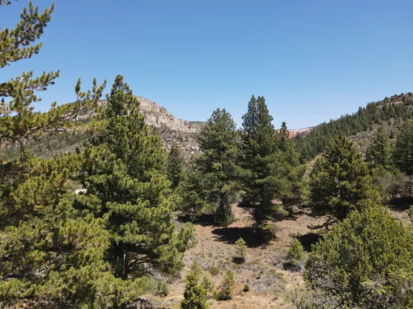 15 Bonnie Green Dr #6F, Alton, UT 84710
