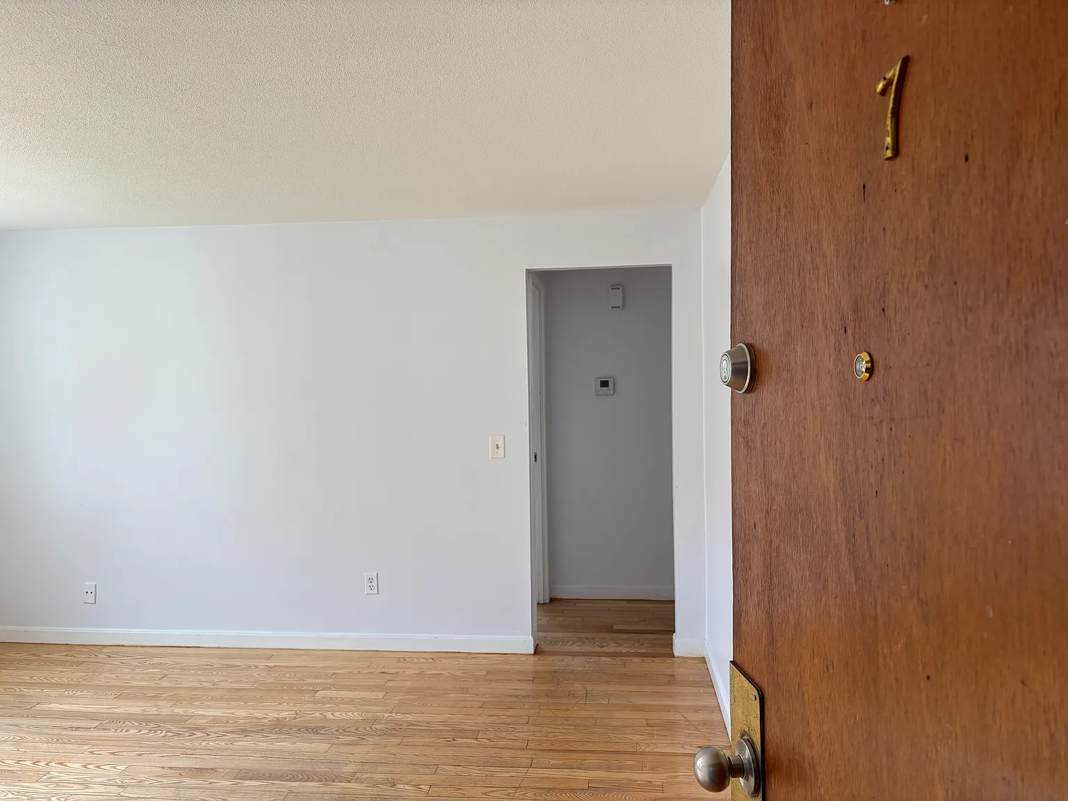 2 bed, $1,600 — Photo 1