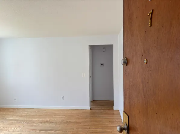 258 Columbus Ave #7, Pawtucket, RI 02861