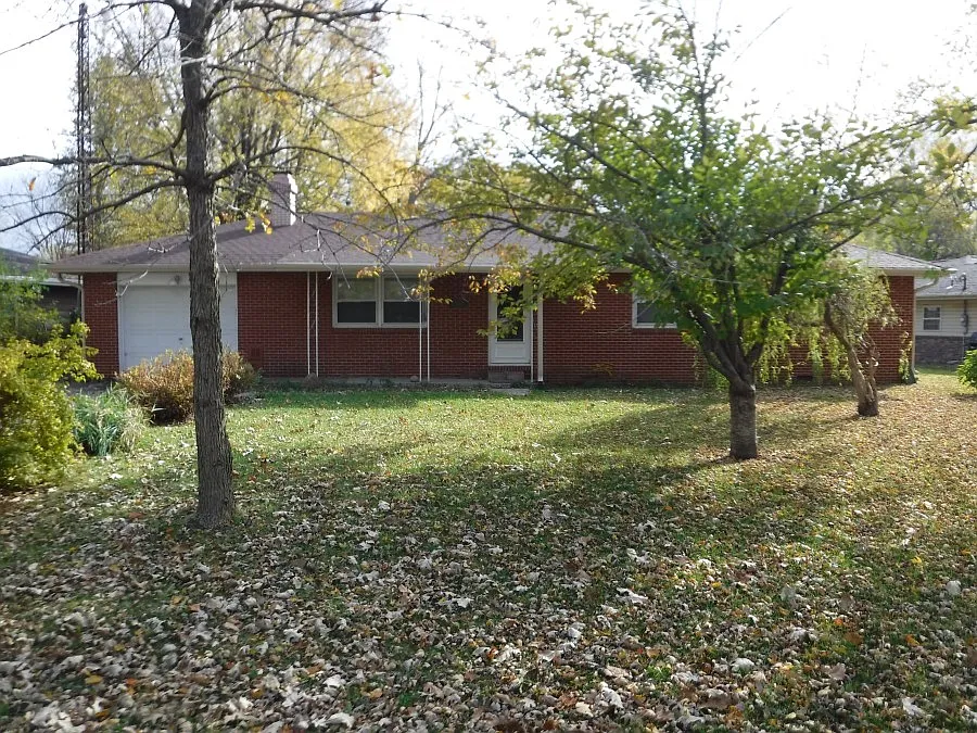 3409 W Fleetwood Dr photo 1