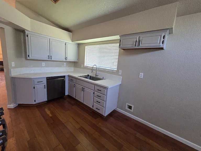 9326 Ariel Way — Photo 3