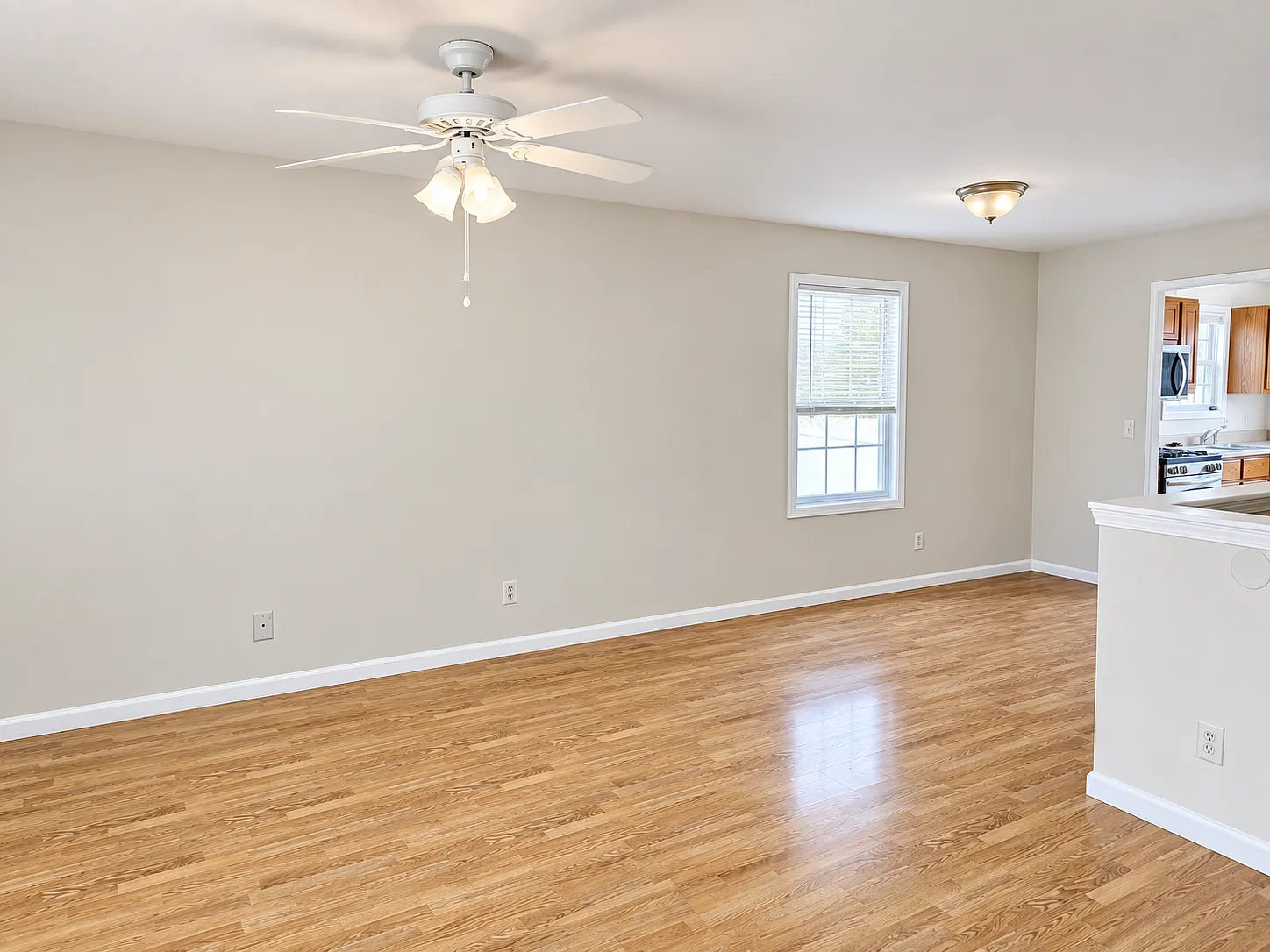 1512 Montgomery Street - House — Photo 2