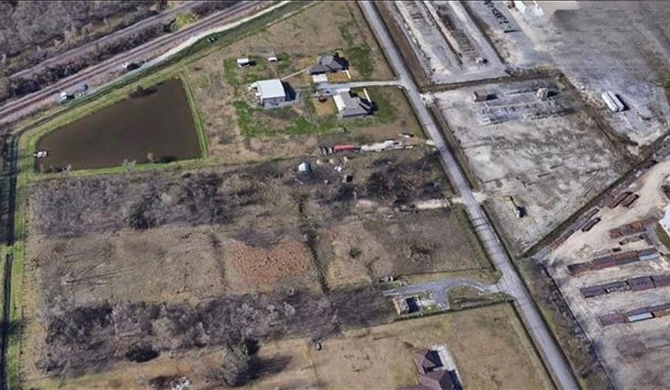 1st image of 525 Modern Farms Rd