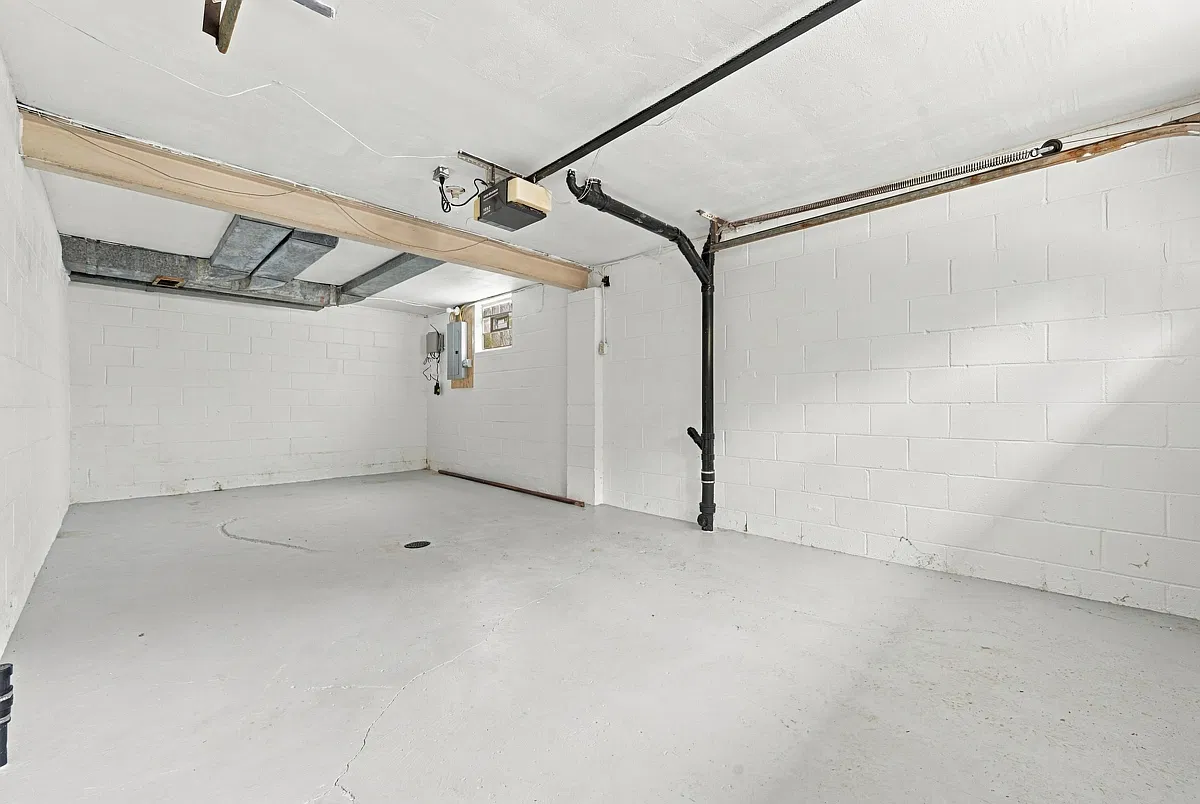 2 bed, 1.5 bath, 1128 sqft, $1,450 — Photo 4
