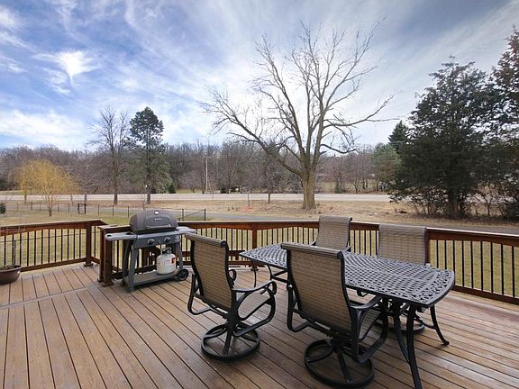 4th image of 8400 Moraine Cir