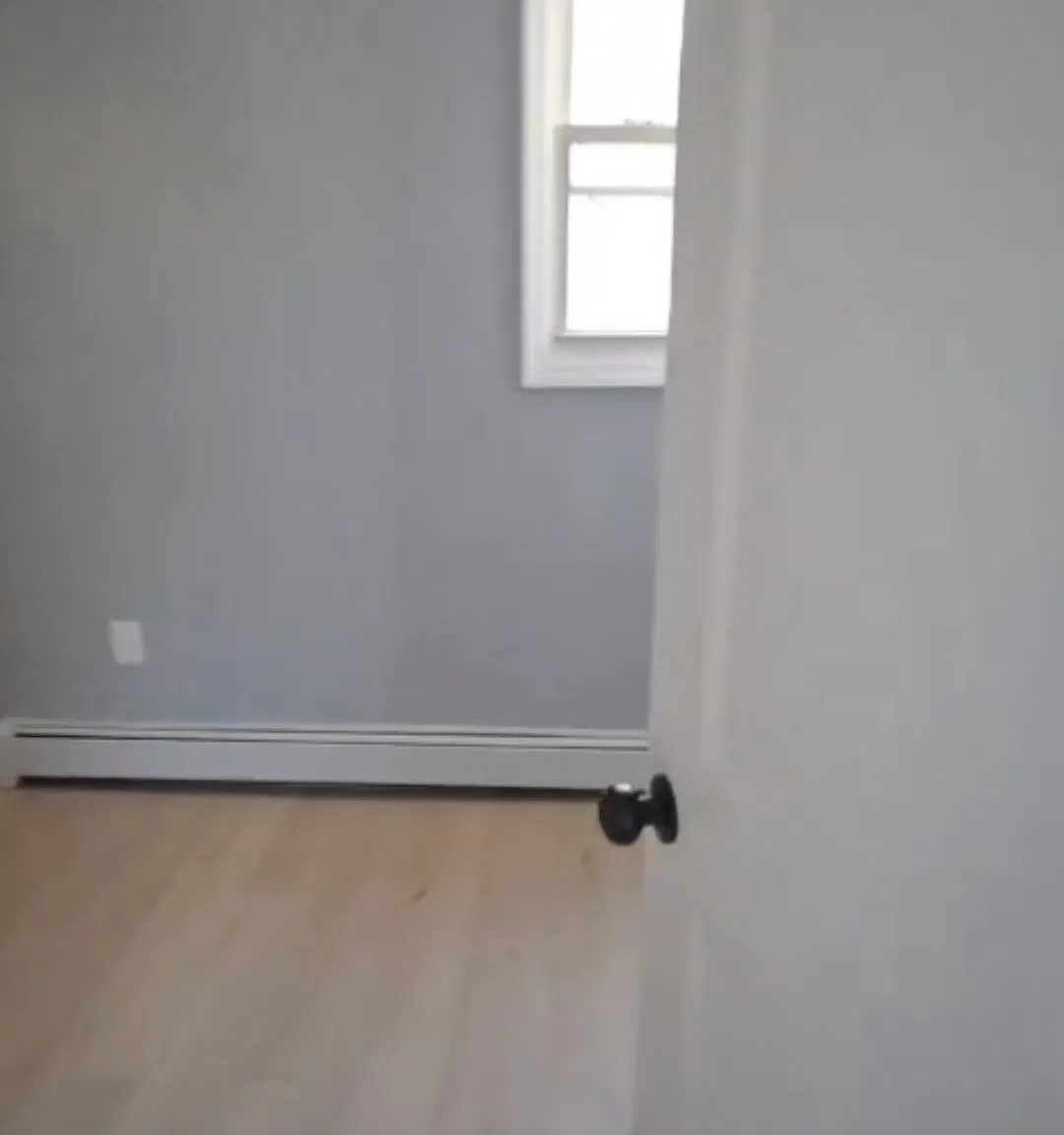 3 bed, $2,100 — Photo 1