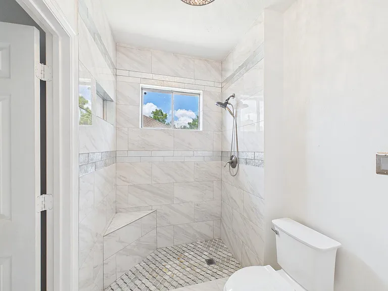 6206 Canyon Run Ct — Photo 36