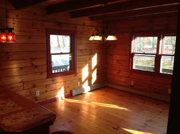 128 Pine St, Rehoboth, MA 02769