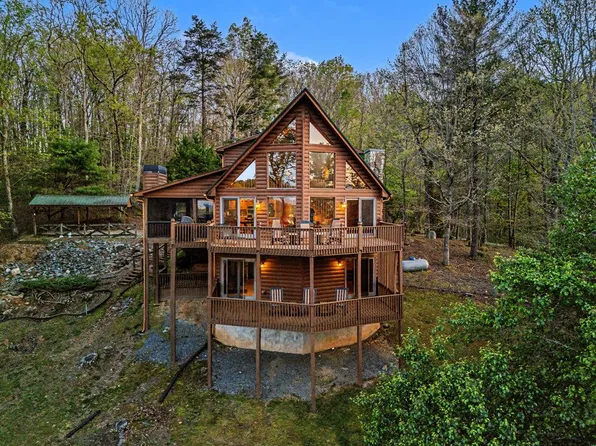 431 Sunrock Mountain Rd, Blue Ridge, GA 30513