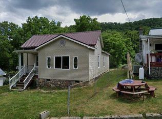 220 Lick Skillet Rd, Saltville, VA 24370