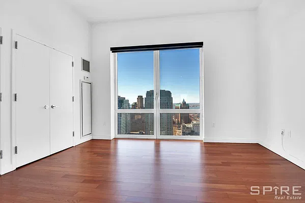 Rented by Spire Group | media 10