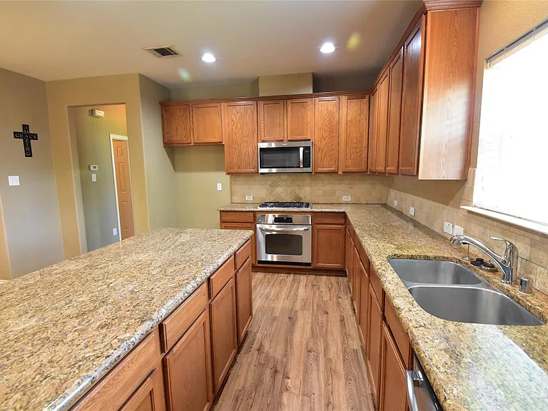 7993 Crampton Ln — Photo 7