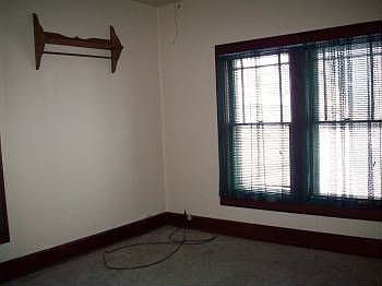 2nd image of 314 E Linden Ave