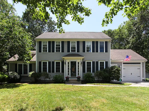 14 Grandwood Drive, Forestdale, MA 02644