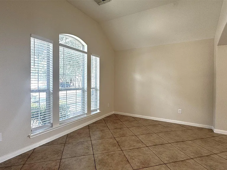 24926 Ranch Lake Ct — Photo 5