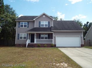 4415 Round Stone Ct, Hope Mills, NC 28348