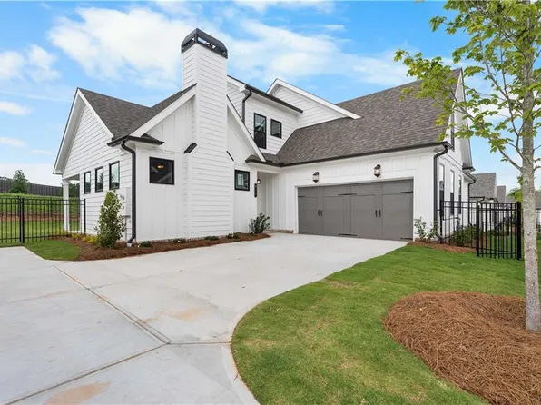 515 Pearl St, Cumming, GA 30040