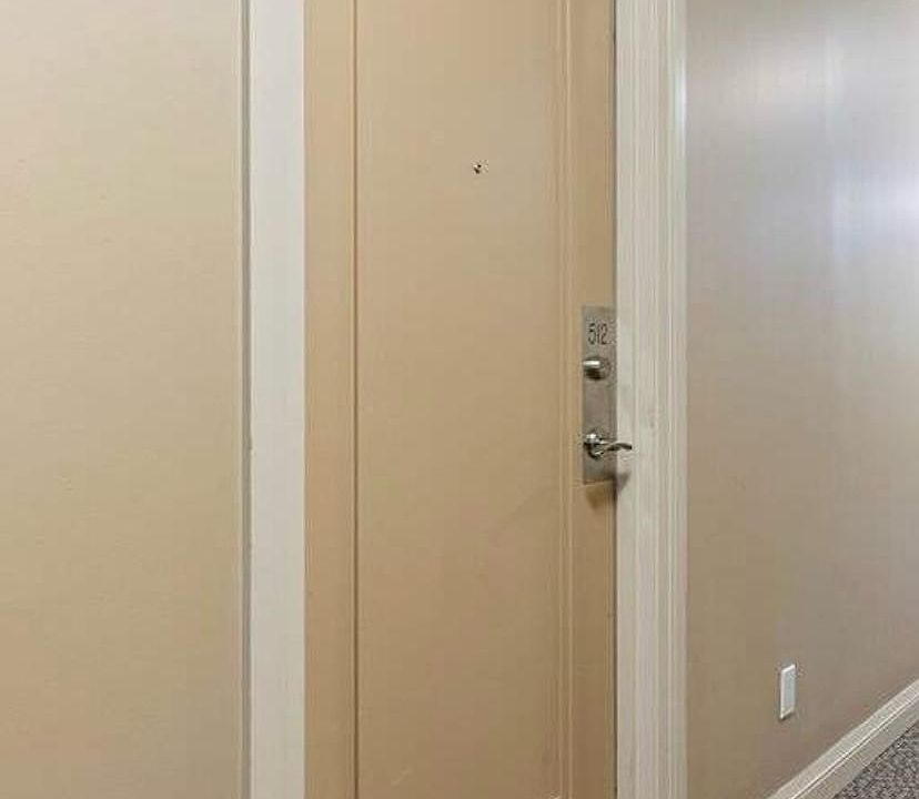 1st image of 3650 Kingston Rd #512