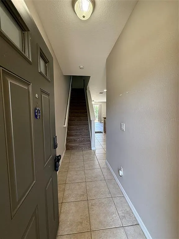 2 bed, 2.5 bath, 1482 sqft, $1,950 — Photo 2