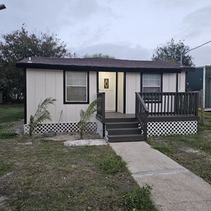 512 N Gagon St, Rockport, TX, 78382