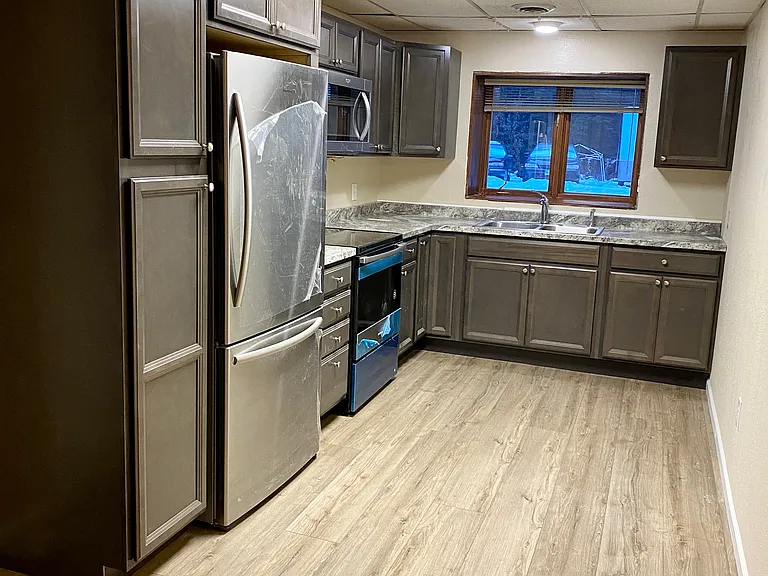 Shannon Dr — Photo 26