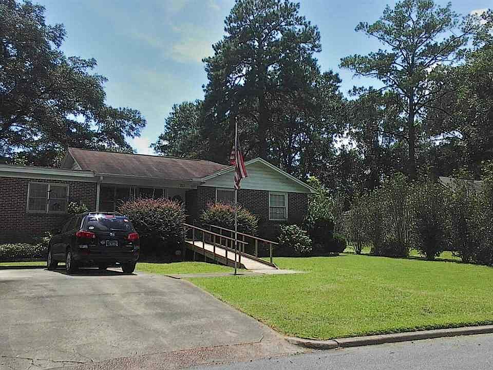 1st image of 701 Woodland Ave