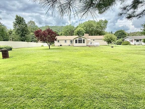 3rd image of 259 Patti Ln