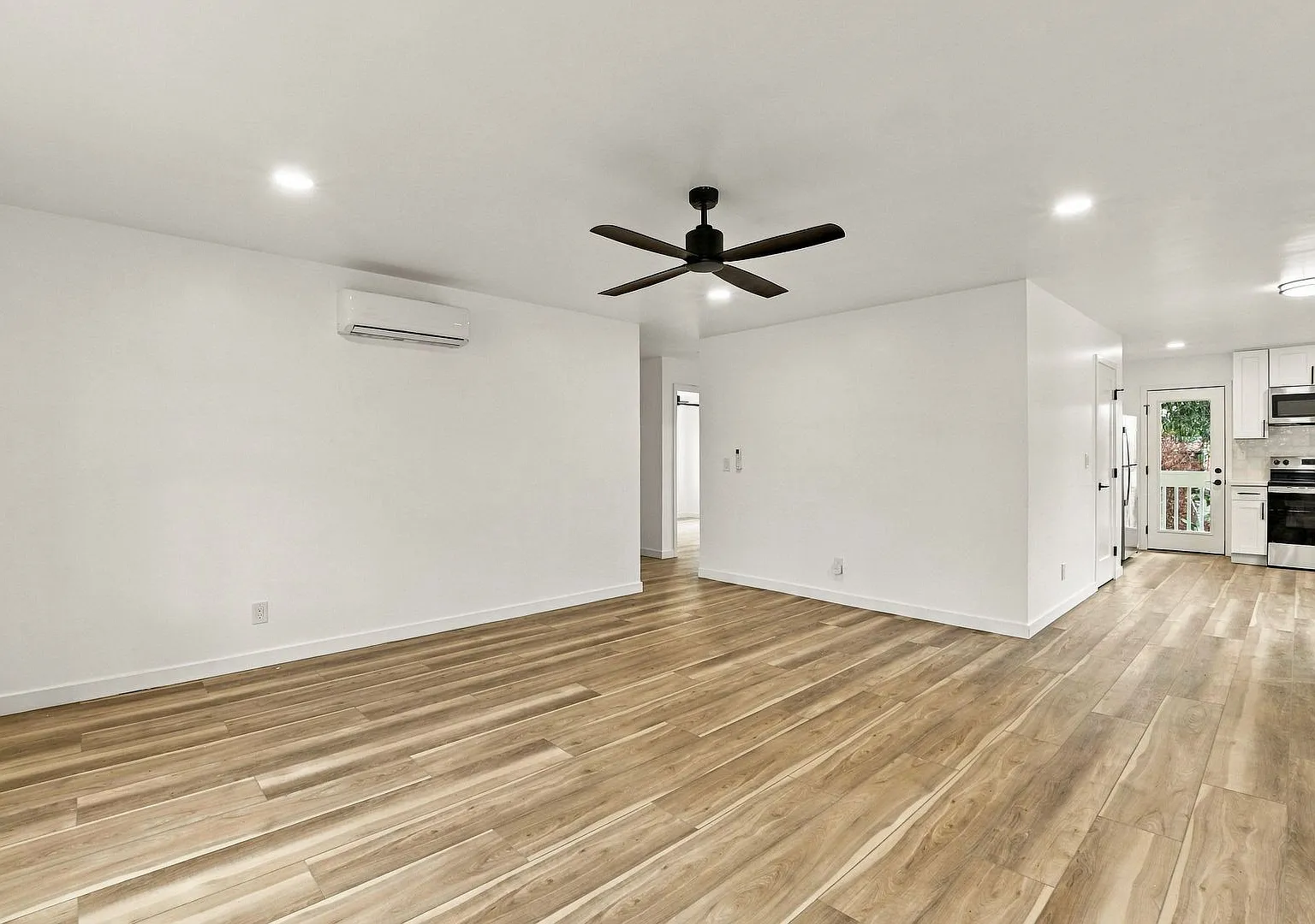 Teresita 4-Plex — Photo 2
