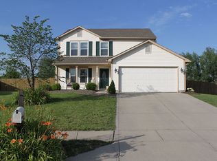 220 Oakview Dr, Mooresville, IN