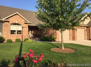 2215 Charlack Ave, Springfield, IL 62704