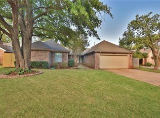 405 Woodhollow Trl, Edmond, OK 73012