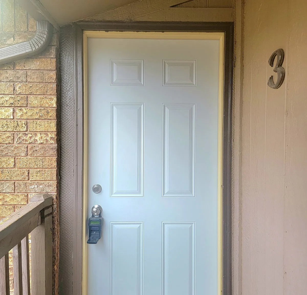 2 bed, 1.0 bath, 850 sqft, $800 — Photo 3