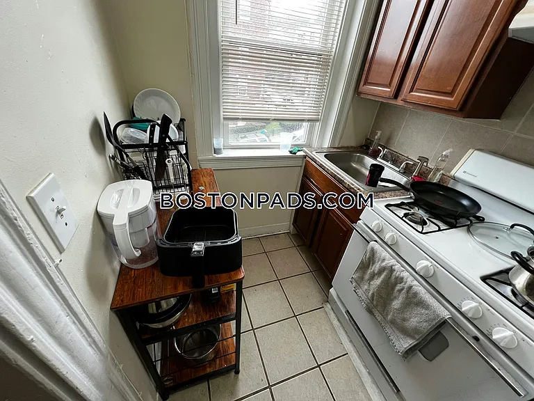 248 Kelton St #9 — Photo 19