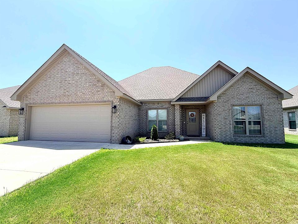 1st image of 126 Clearwater Dr