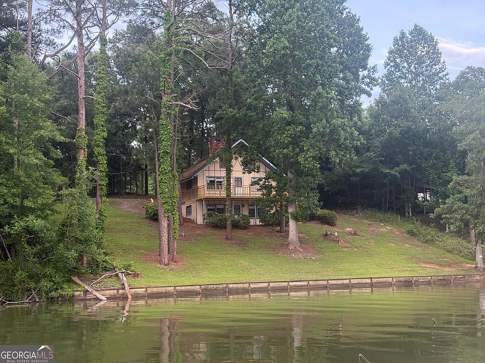1st image of 460 Lakeview Dr