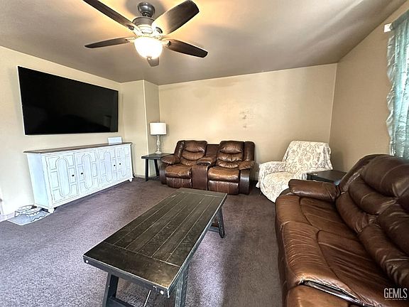 5th image of 5616 Banning St