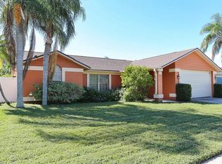 8048 Perth Dr, Largo, FL 33773