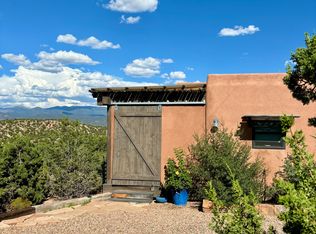 329 Tano Rd, Santa Fe, NM 87506