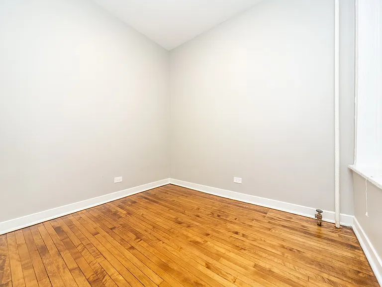 1204 Lexington — Photo 24