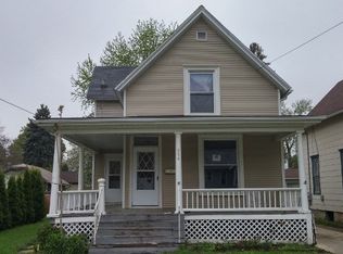 354 Jewett St, Elgin, IL 60123