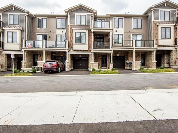 10 Birmingham Dr #128, Cambridge, ON N1R 0C6