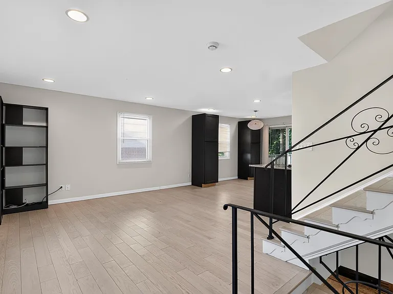 3521 Yuma St NW — Photo 11