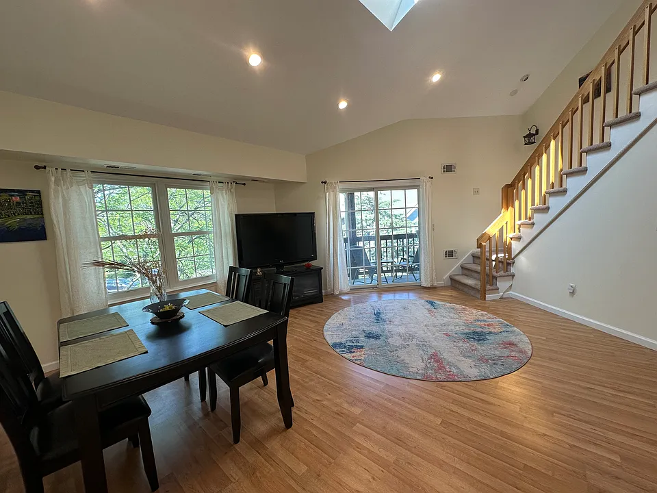 1488 Westgate Dr