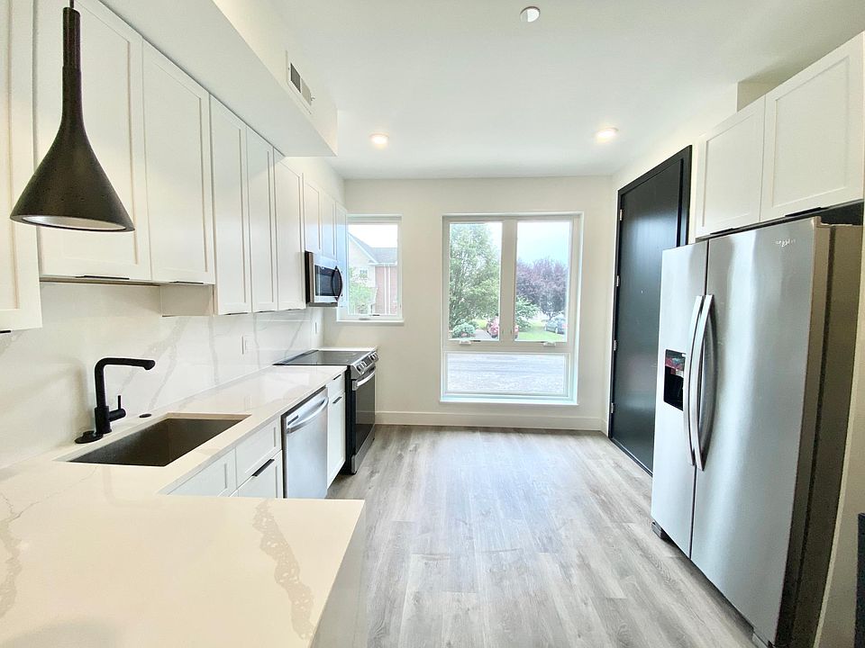 1st image of 1520 N 8th St #U1