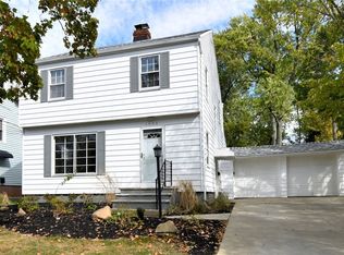 1443 Churchill Rd, Lyndhurst, OH 44124