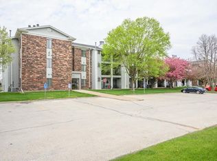 4805 86th St APT 23, Des Moines, IA 50322