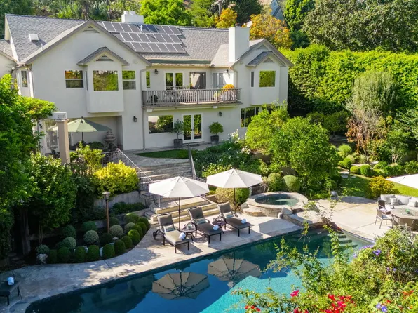 2660 Carman Crest Dr, Los Angeles, CA 90068