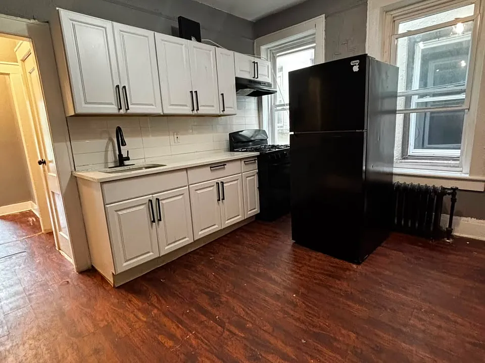 713 Arlington Ave #5C