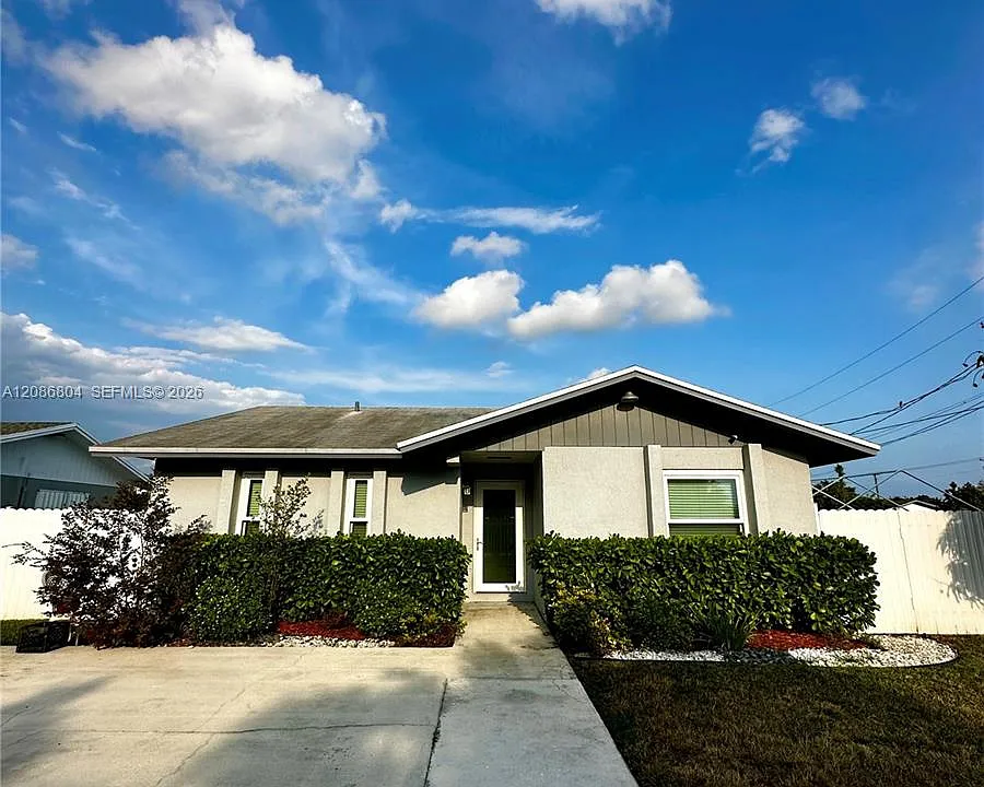 18155 SW 105th Ave